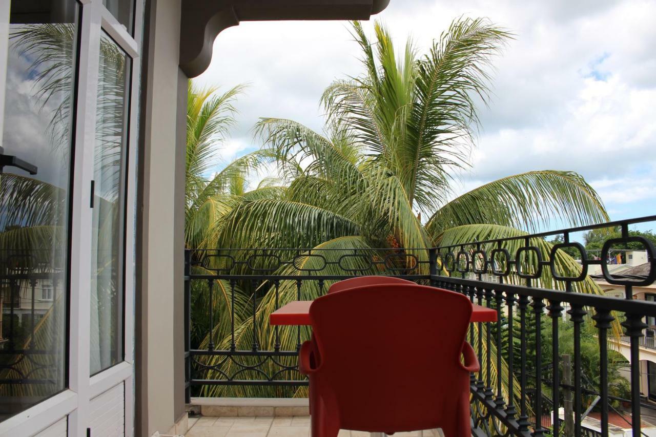 Lotus Villa Sun Apartment Flic-en-Flacq 外观 照片