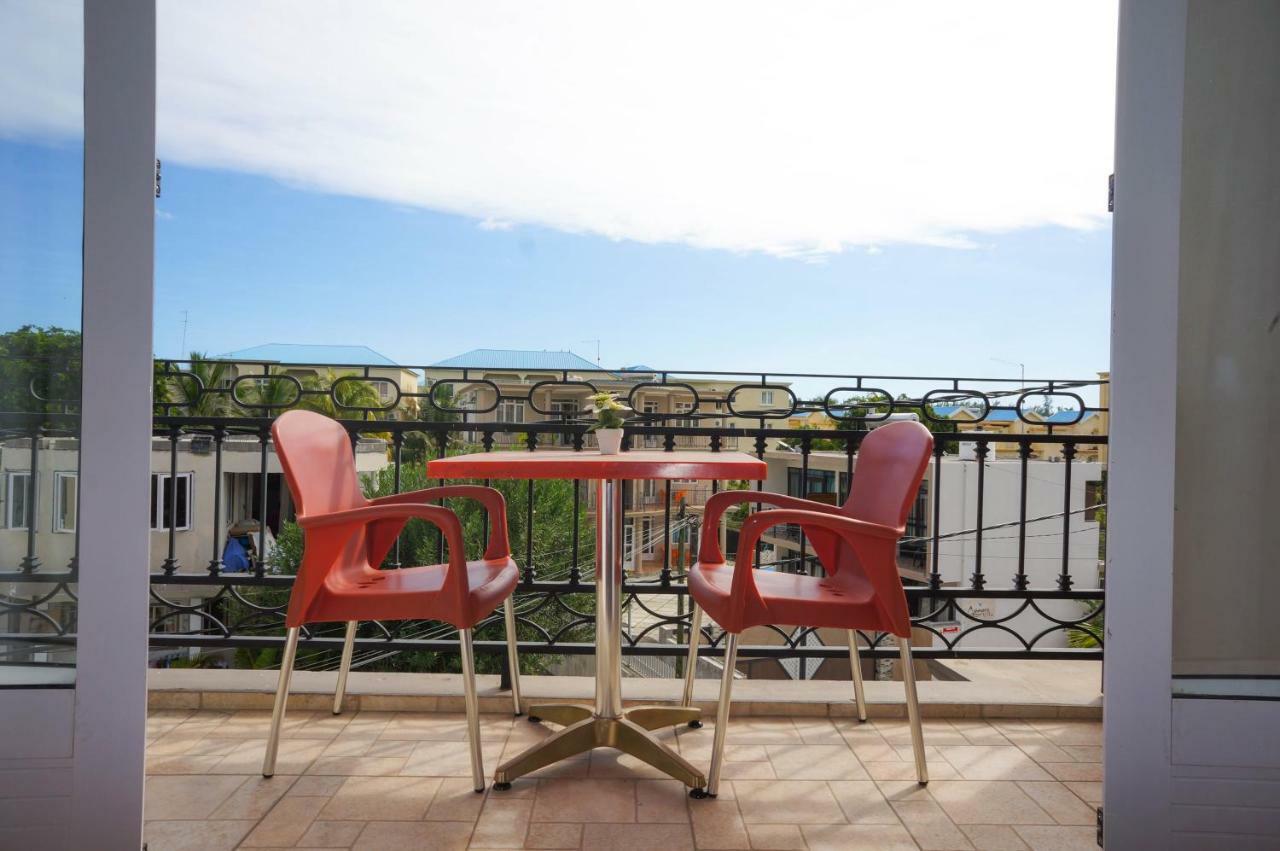 Lotus Villa Sun Apartment Flic-en-Flacq 外观 照片